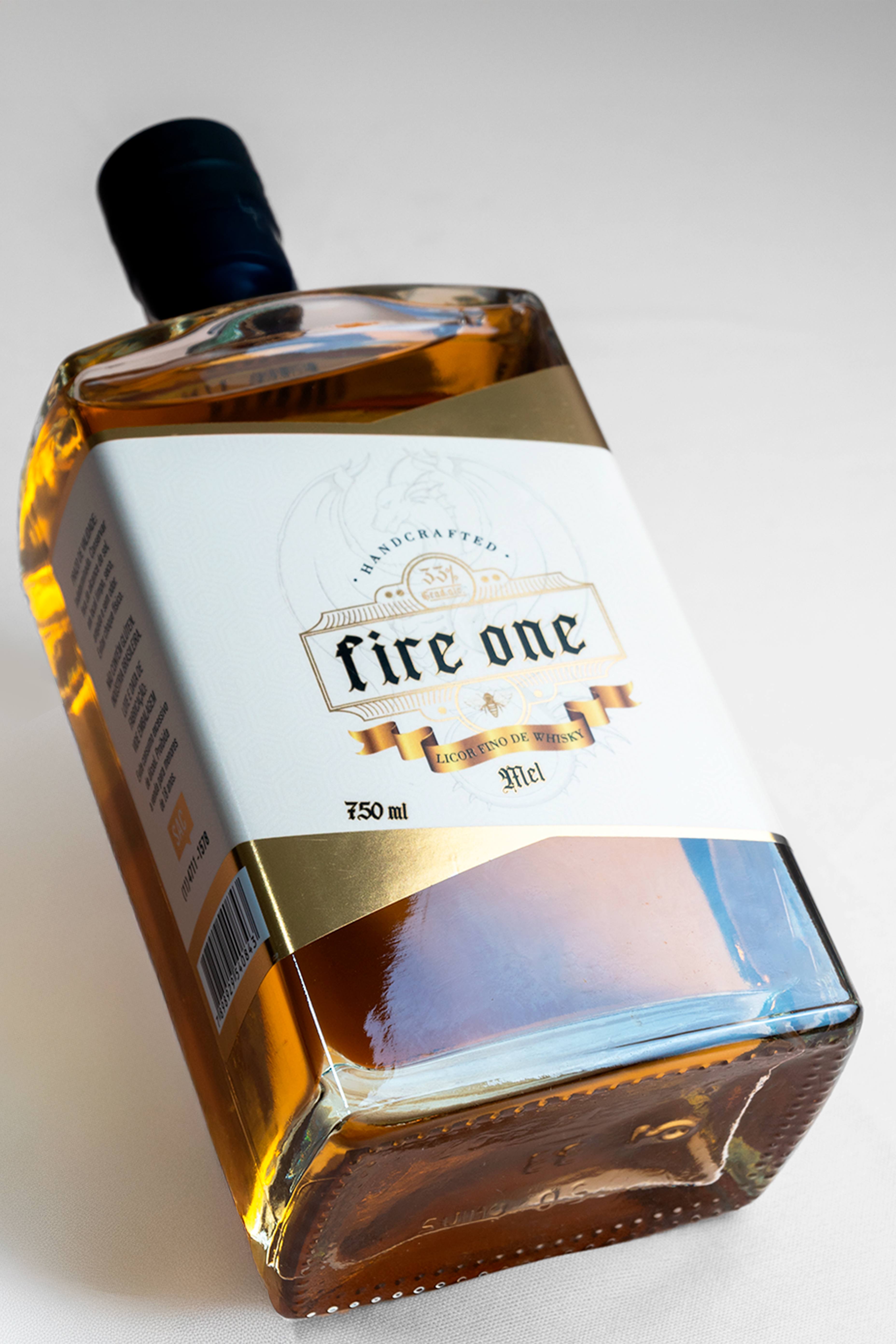 Fire One Whisky e Mel
